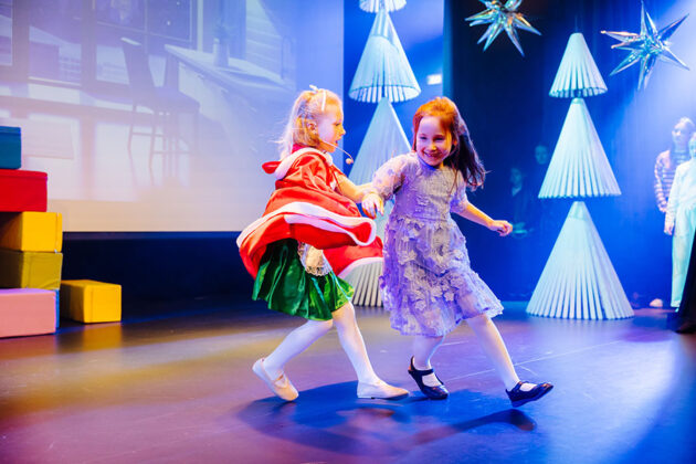 Театральна студія "BATURETKA" – "Снігова Королева"