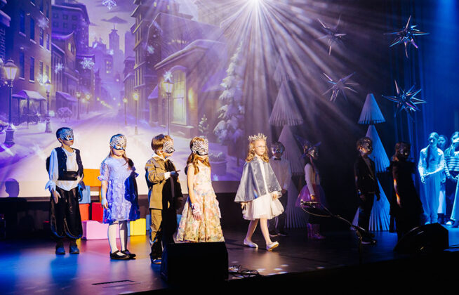 Театральна студія "BATURETKA" – "Снігова Королева"